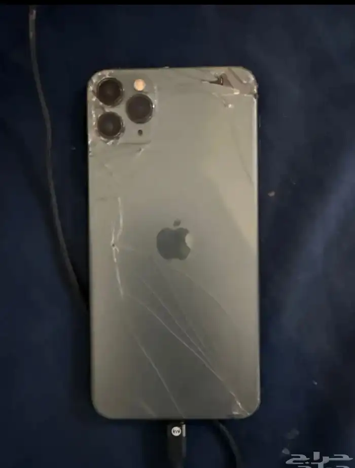 آيفون 11 برو ماكس لا البيع الخلفية من ورا مكسوره 0
