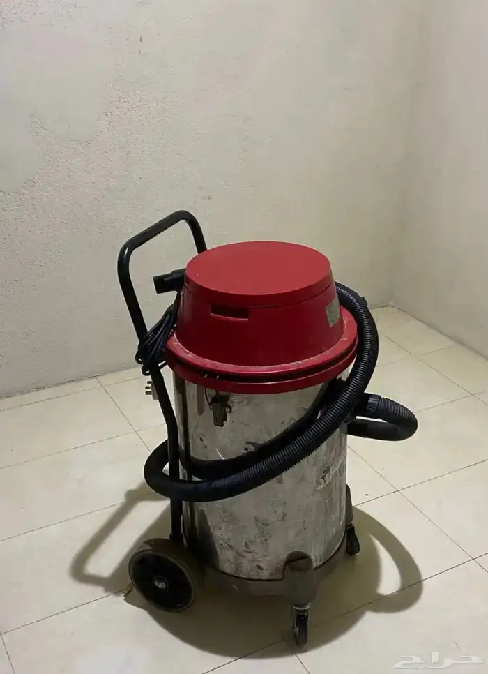 مكينة تنظيف ارضيات و موكيت 1