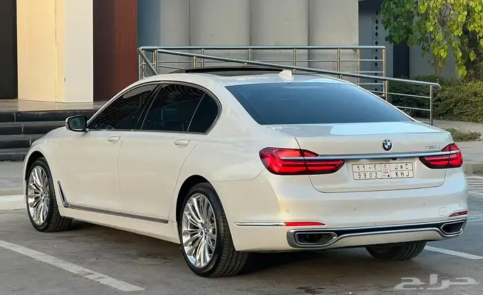 بي ام دبليو 730Li 2018 (بحالة ممتازة) 6