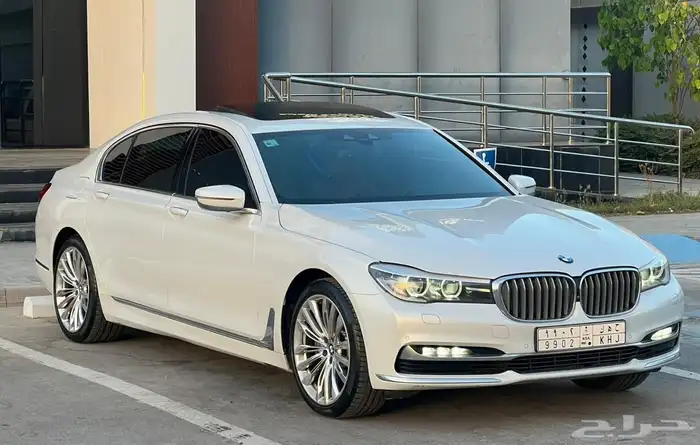 بي ام دبليو 730Li 2018 (بحالة ممتازة) 2