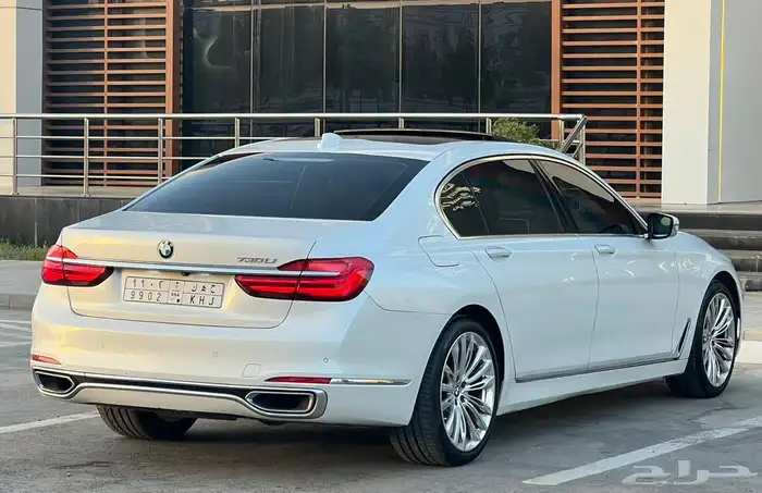 بي ام دبليو 730Li 2018 (بحالة ممتازة) 9