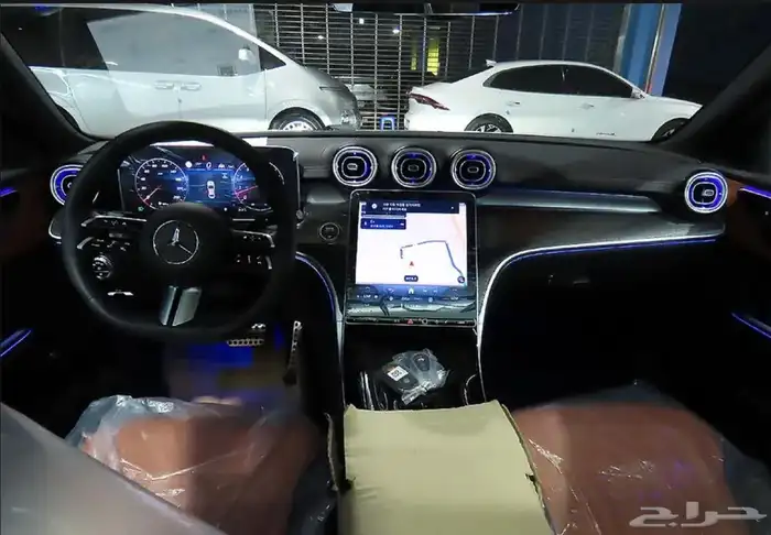 مرسيدس C200 AMG2026 3