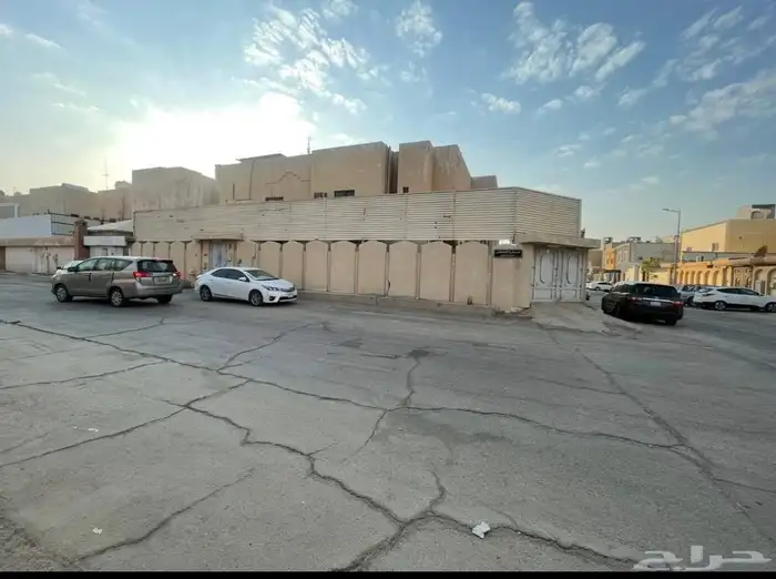 فيلا زاوية بسعر الأرض 1