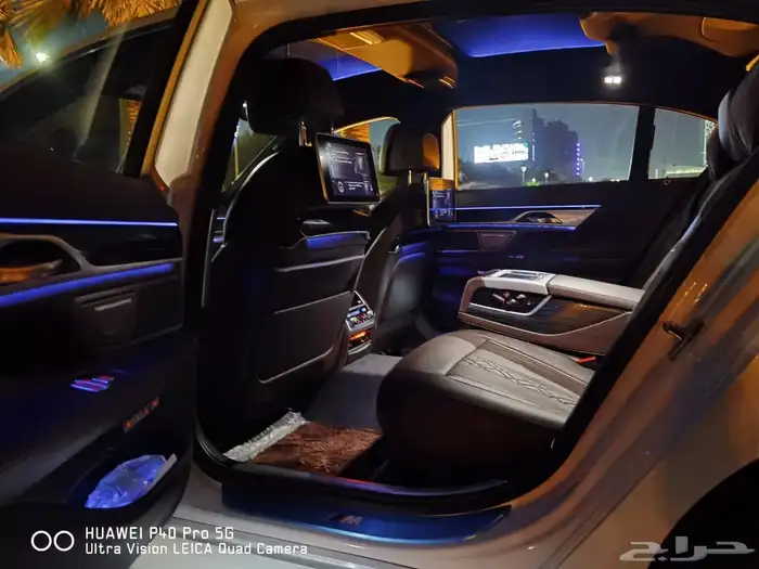 BMW 740 موديل 2018 10