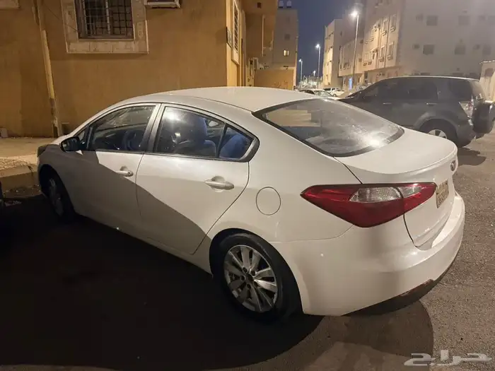 كيا سيراتو للبيع 2