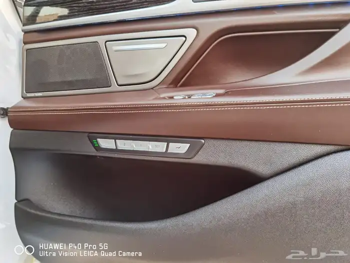 BMW 740 موديل 2018 12