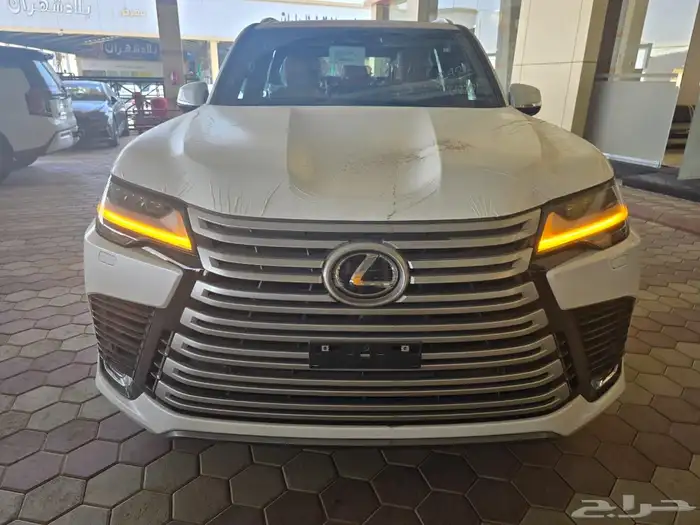 تويوتا لكزس LX600 2025ابيض جملي سعودي بطاقه جمركيه 0
