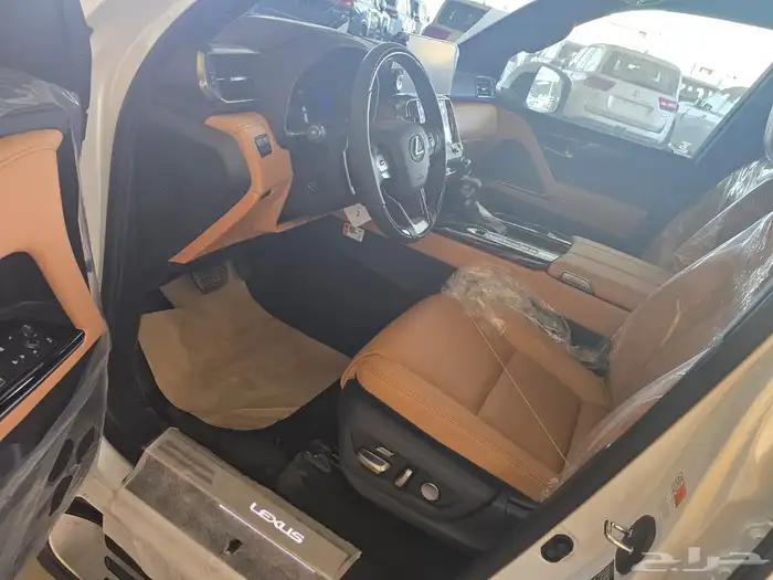 تويوتا لكزس LX600 2025ابيض جملي سعودي بطاقه جمركيه 8