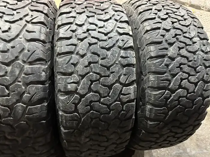 جنوط برايد 6 مسمار مع كفرات نص حجري مقاس 17 فتك 8