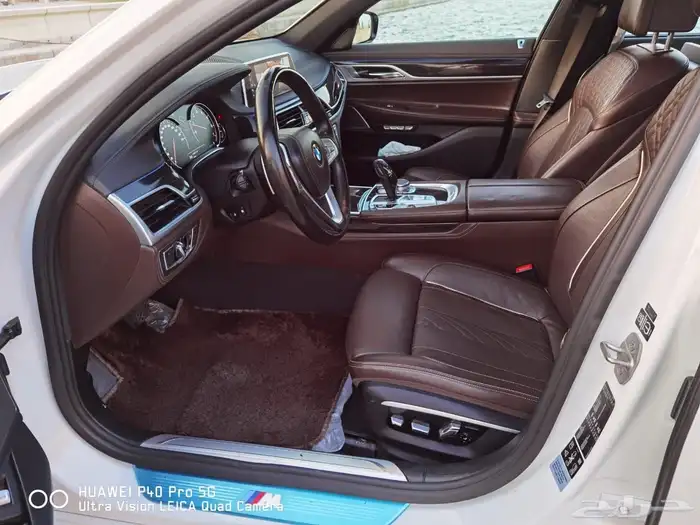 BMW 740 موديل 2018 14