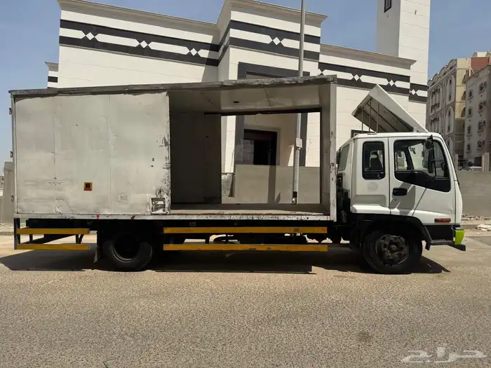 ايسوزو FSR 2