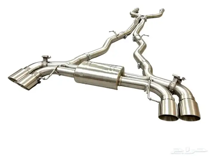اقروزست M5 F90   M8 2