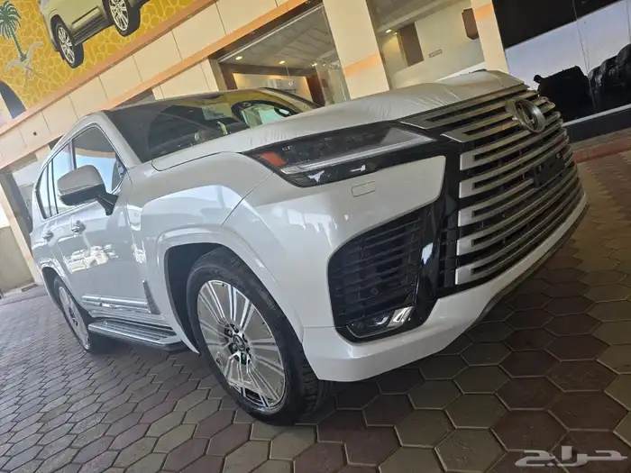 تويوتا لكزس LX600 2025ابيض جملي سعودي بطاقه جمركيه 3