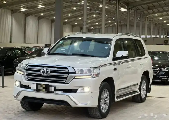 جيب لاندكروزر 2018 وكاله من الصدام لصدام وين أهل الصنف 2