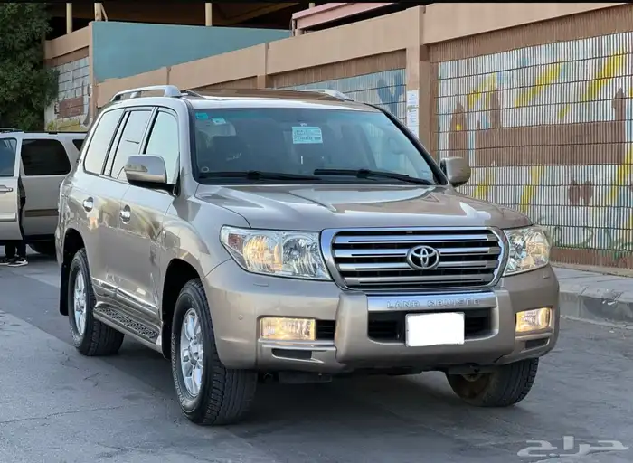 لاندكروزر GXR 2011 6V 1