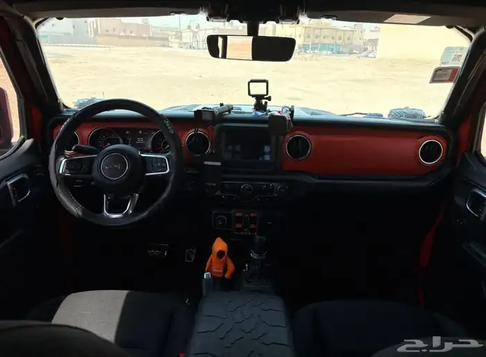 Jeep Wrangler Sahara JLU (Premium Edition) 22