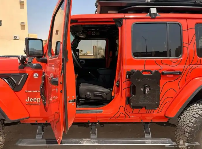 Jeep Wrangler Sahara JLU (Premium Edition) 15