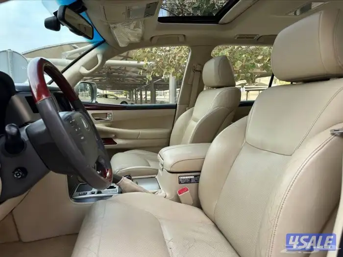 السيارة بالكويت 33