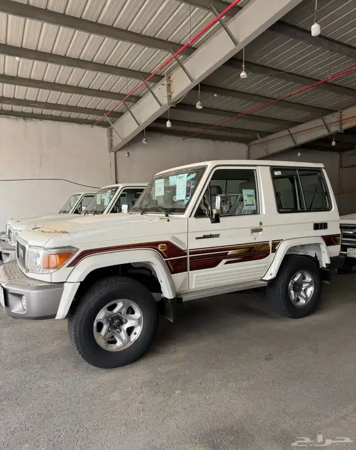 جيب ربع 2021 شبه اصفار 0