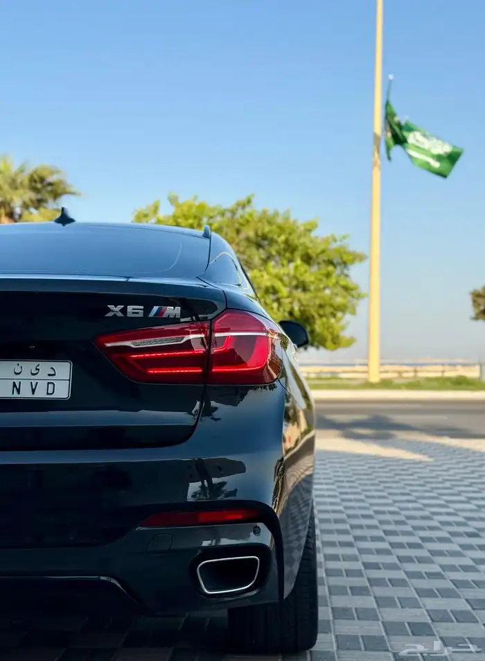 بي إم دبليو X6 موديل 2017 قمة النظافة فل كامل عليهاKIT M 15