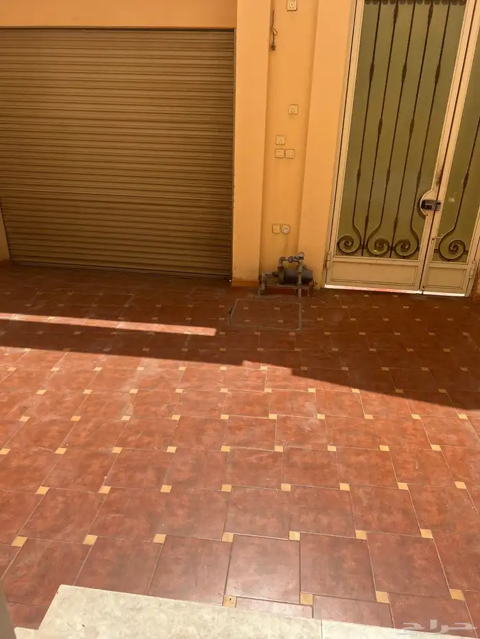 فلة سكنية للبيع جدة حي الحمراء 12