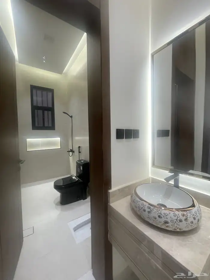 للبيع روف ارضى ببايكة سياره بسعر 690 الف ابها المحاله 25