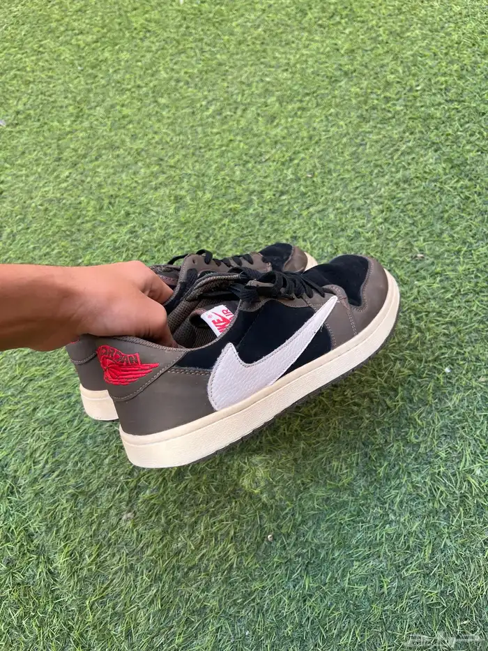 شوز نايك Travis scott 2