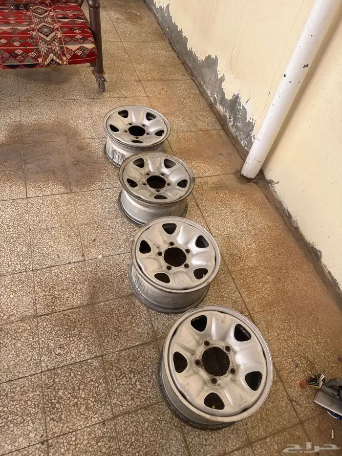 للبيع جنوط جي اكس مقاس الجنط 16 0