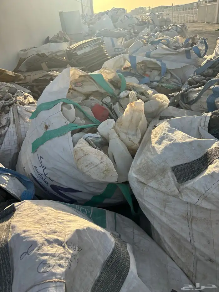 سكراب بلاستيك وكتل بلاستيك اكياس وجالونات 2