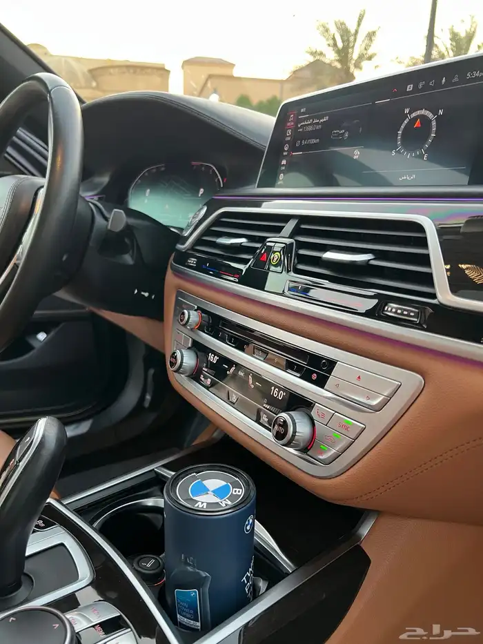 للبيع BMW 730Li ناغي 2022 نظيفه جدا 13