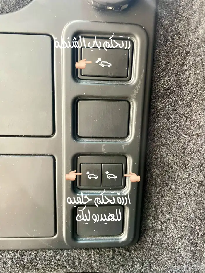 للبيع لاند روفر ديسكفري فل كامل 2020 32