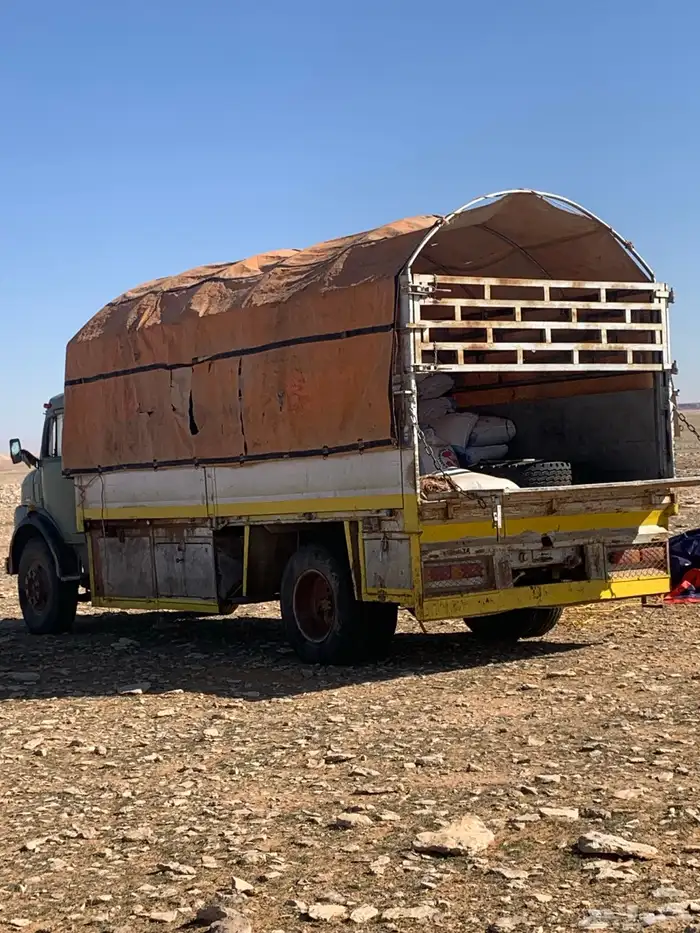 صندوق حصنيه الامنيوم مع حنايا مع تنك ديزل قدام للبيع 3