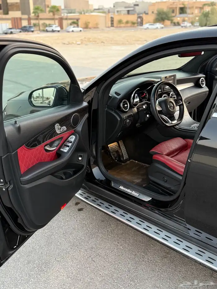 للبيع مرسيدس GLC300 كوبية 11