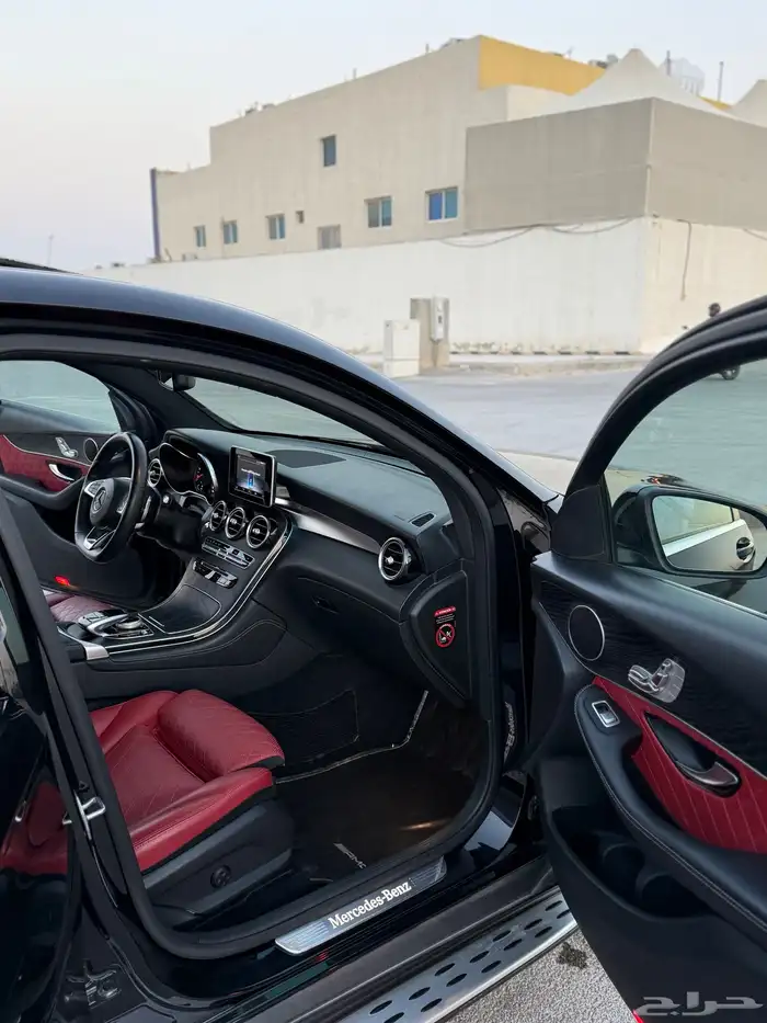 للبيع مرسيدس GLC300 كوبية 13