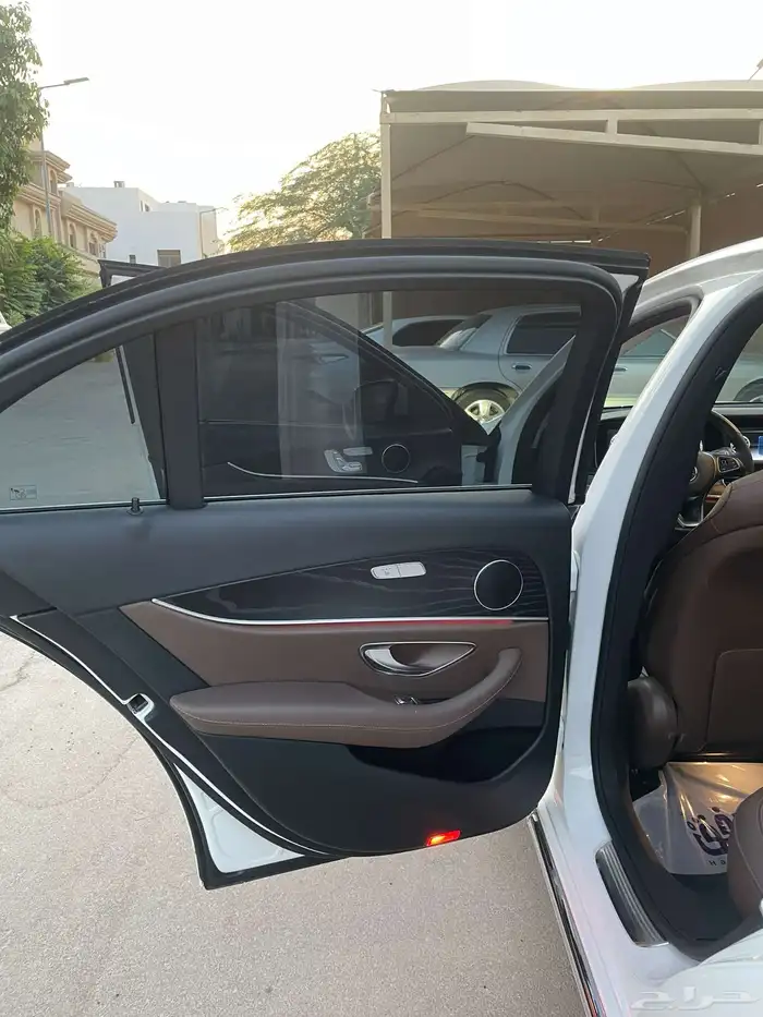 مرسيدس E220d محول E300 AMG 10