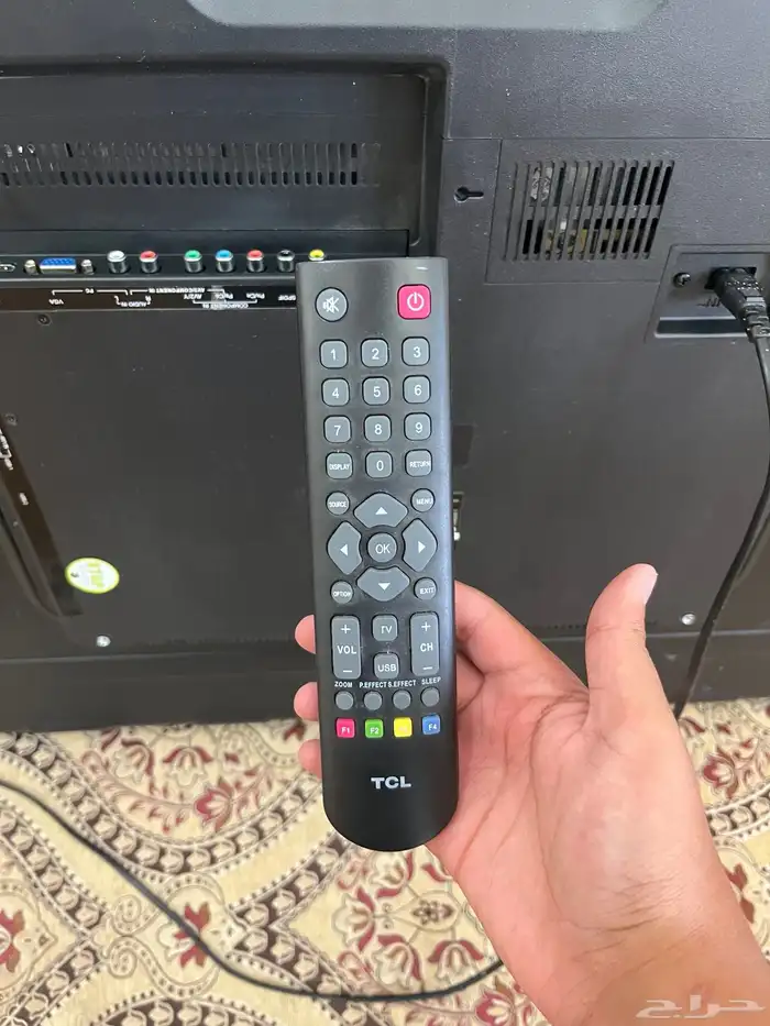 تلفزون (TCL) 55 بوصه استعمال نظيف جدا  مع الرموت 11