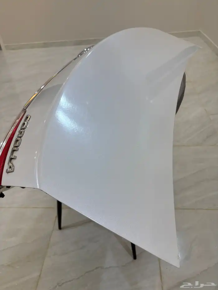 باب شنطة كورلا موديل2015 بلد نظيف ابيض لؤلؤي 9