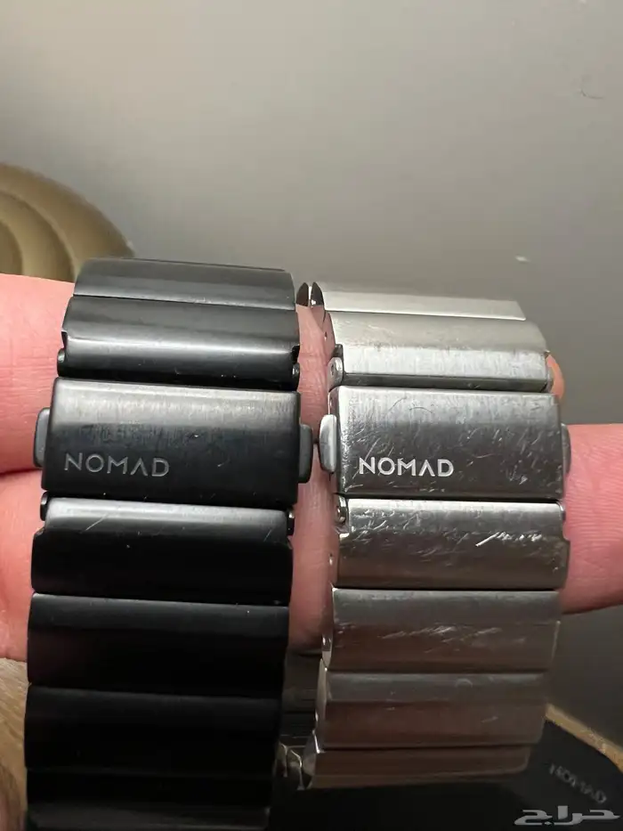 nomad قاعدة شحن لاسلكيه للآيفون و ساعة ابل charger 5