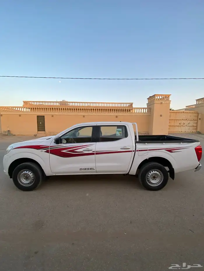 نيسان نافارا 7
