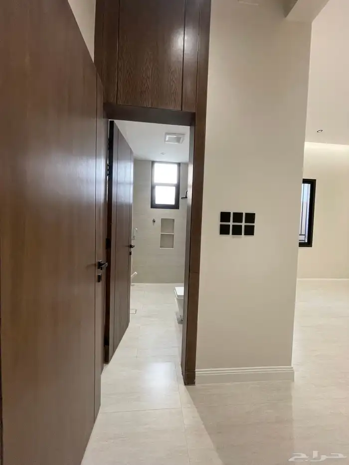للبيع شقق ارضيه وعلويه من 550 الف ابها المحاله 21