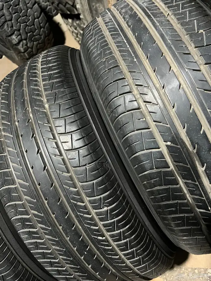 كفرات يوكهاما مقاس 215 55 17 2