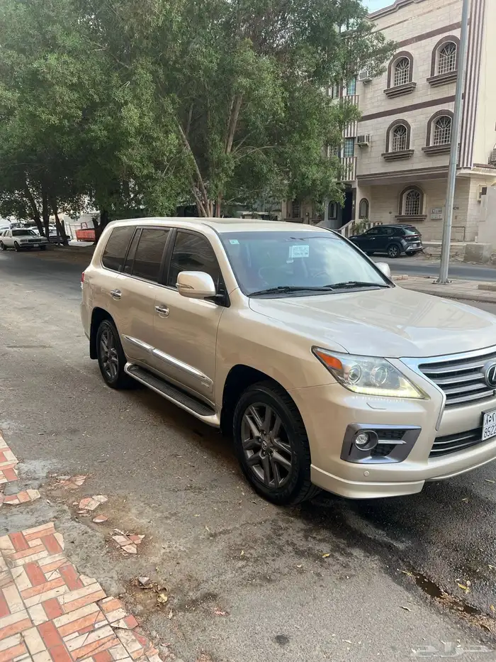 جيب لكزس LX570 3