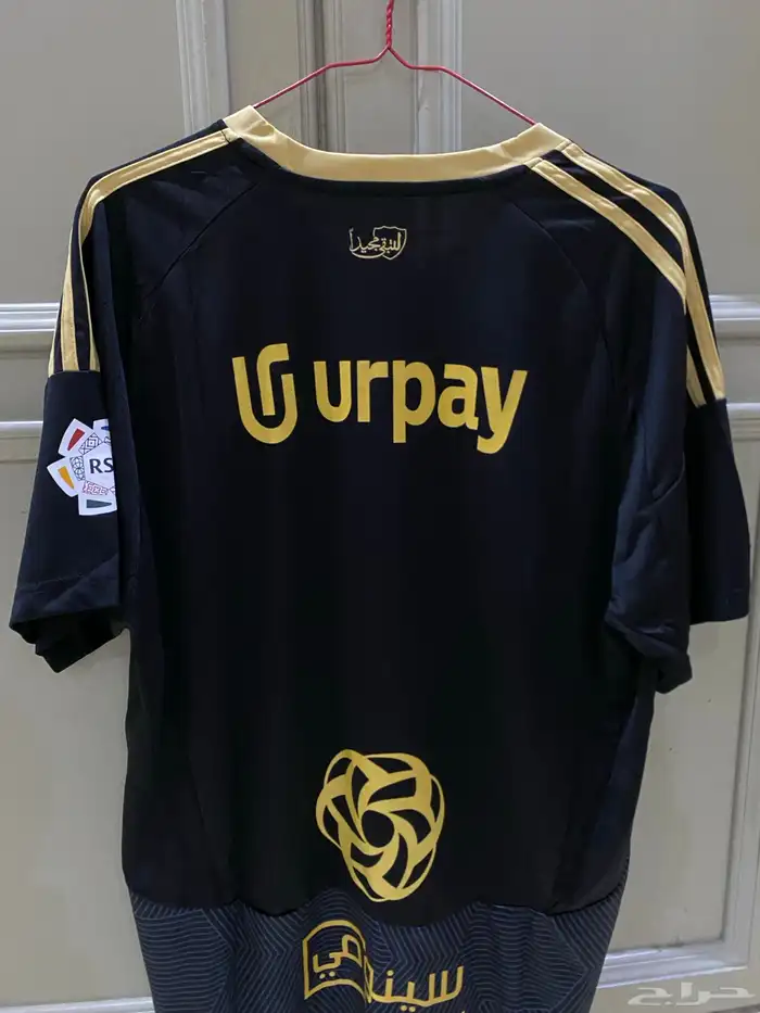 تيشيرت الأهلي اصلي ويوجد طقم صناعه تايلنديه 3