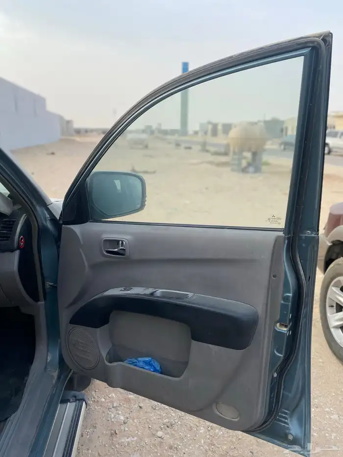 مستوبيشي L200 2008 9