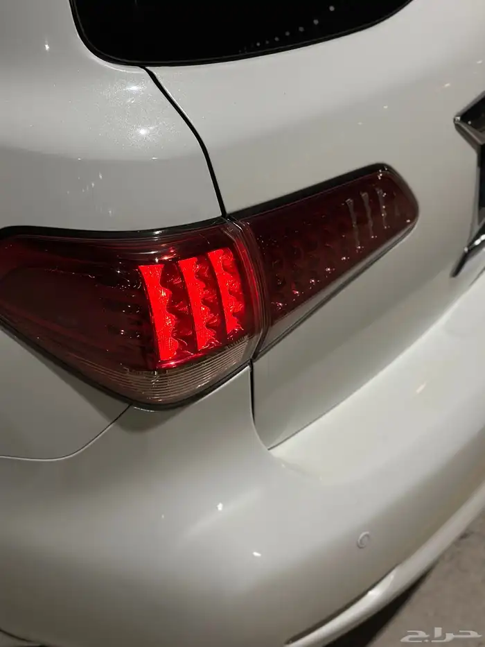 جيب انفنتي QX56 7