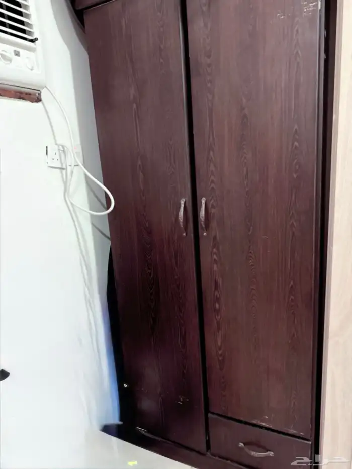 سرير نفر و نص مع المرتبه و دولابين للبيع بحي الصفا الدمام 6