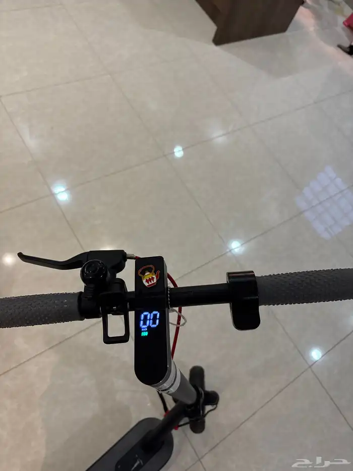 سكوتر كهربائي مستعمل شهر نظيف 0