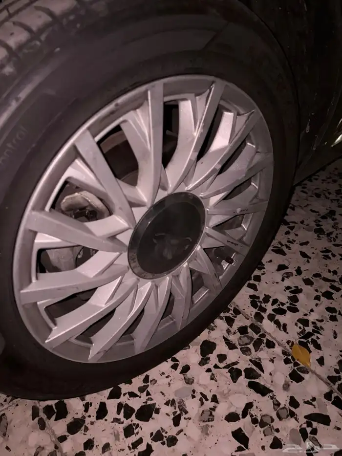 جنوط فيات موديل 23 مقاس 15 متوفره ثلاث حبات 2