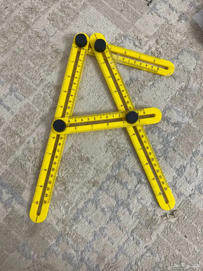 مسطرة قياس متعددة الزوايا (قالب زاوية). 1