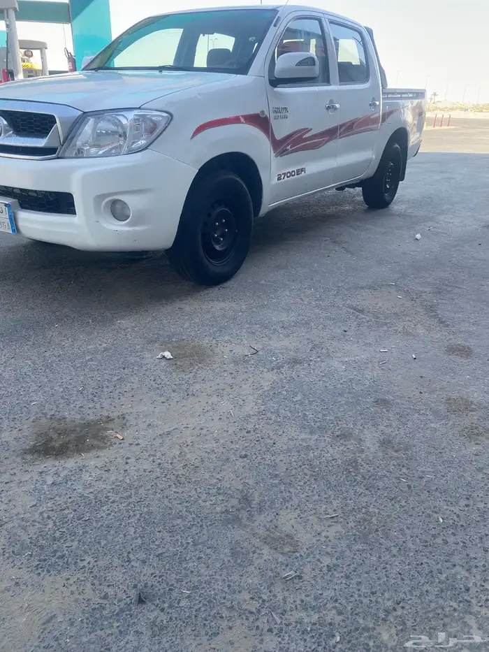 هايلكس 2011 5